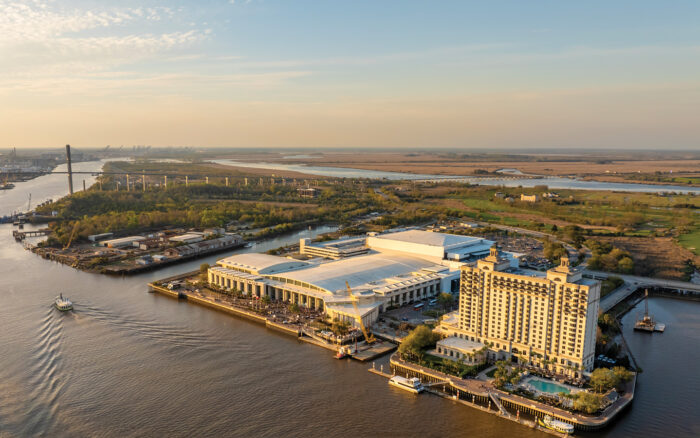 Hollis to Attend the NMS