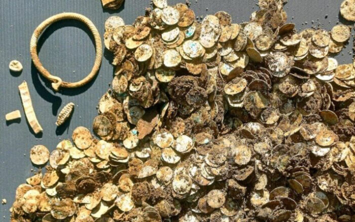 Largest Viking-Era Coin Hoard Unearthed in Finland 
